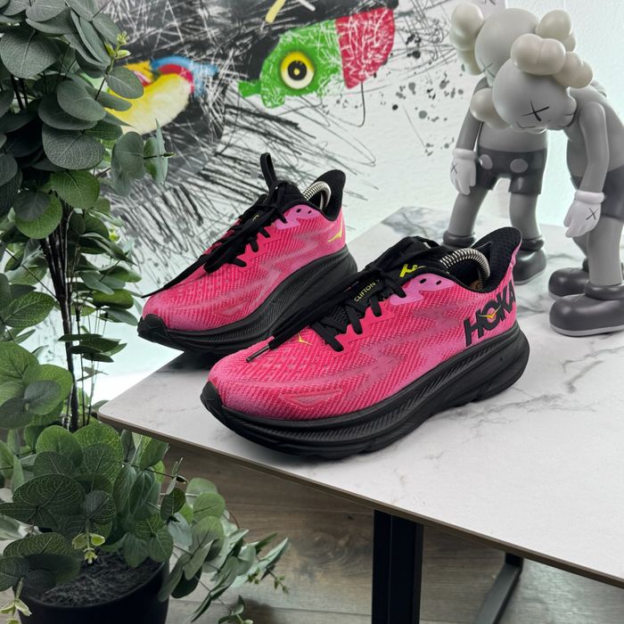 Кросівки Hoka Clifton 9 38.5 розмір Е6363