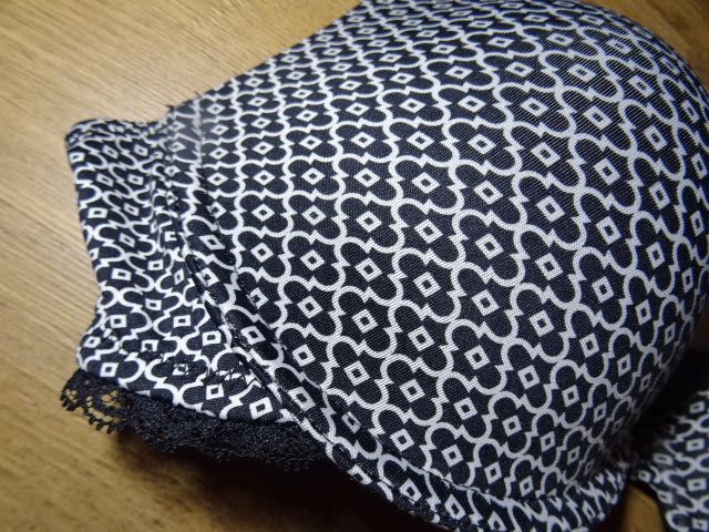 Marks & Spencer biustonosz push up 75 C