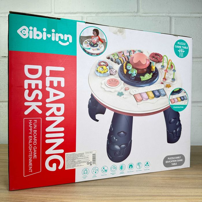 Ігровий центр Learning Desk (світло, звук, мелодії, на батарейках)