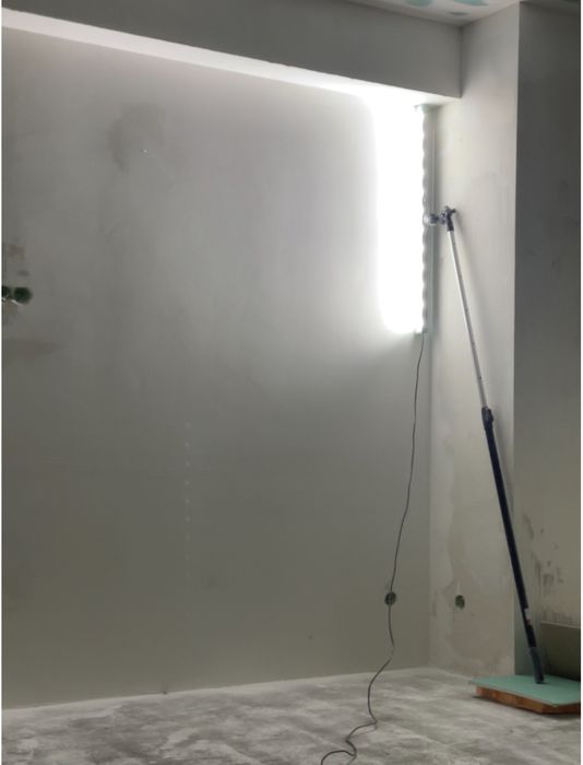 Поклейка обоев, шпаклевка стен, покраска стен, малярные работи, маляр.