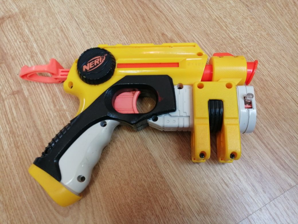 Nerf lançadoras de vários tamanhos