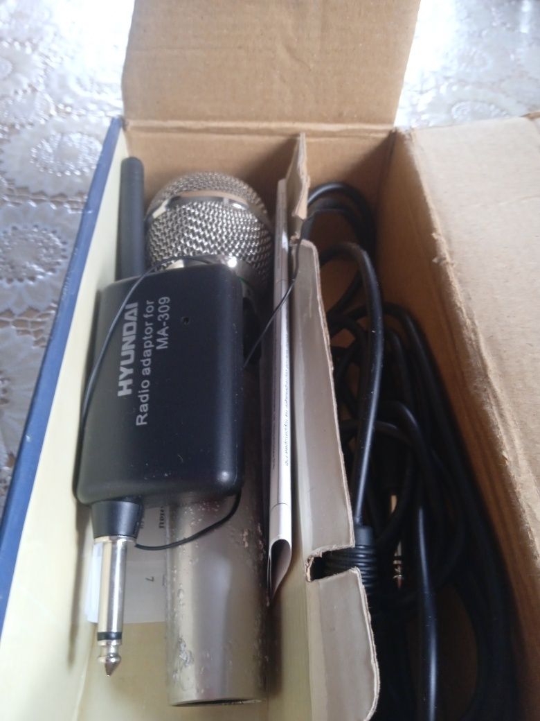 Мікрофон динамічний МА-309.