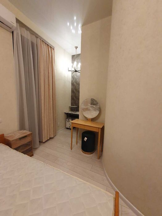 Продам большую 1 ком.кв. ремонт м. Левада, Центр, ул.Гольдберговская L