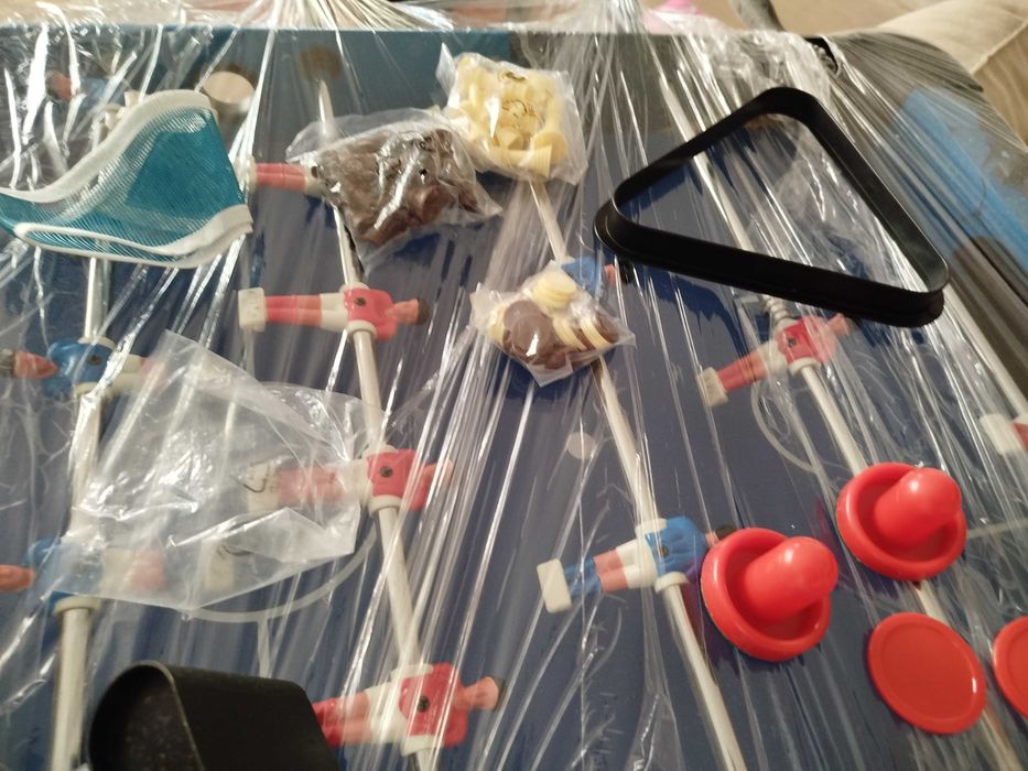 Mesa multi jogos em excelente estado