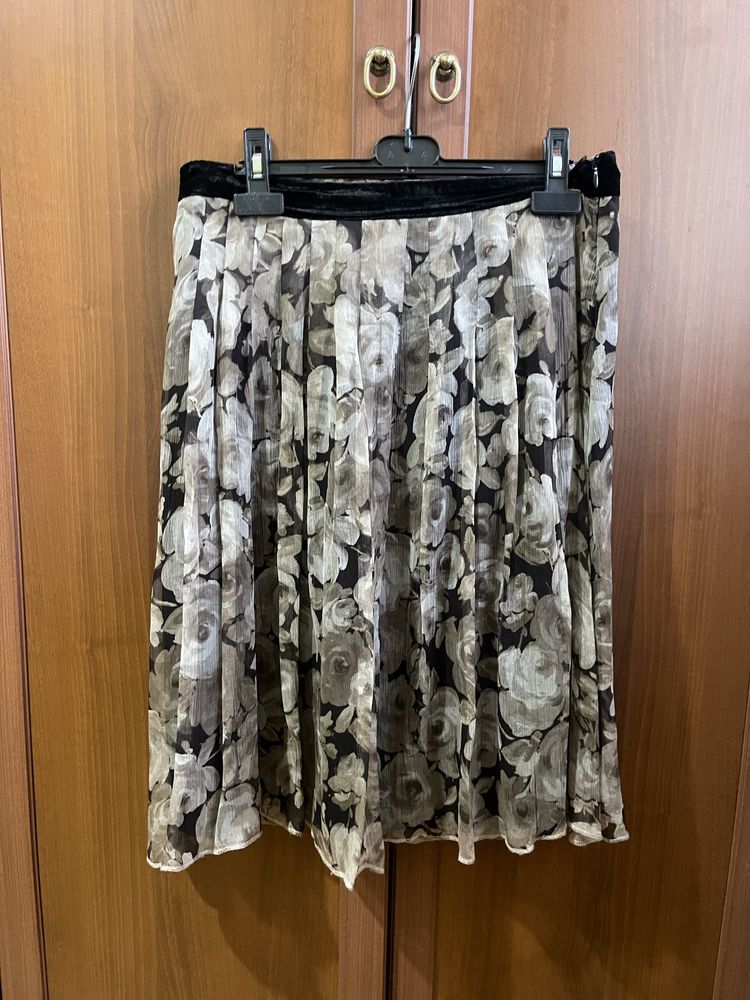 Продам юбку MaxMara