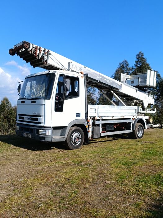 Iveco Eurocargo ML 75 E 14 Plataforma Elevatória