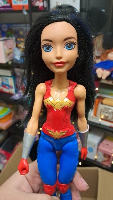 Чудо жінка оригінал