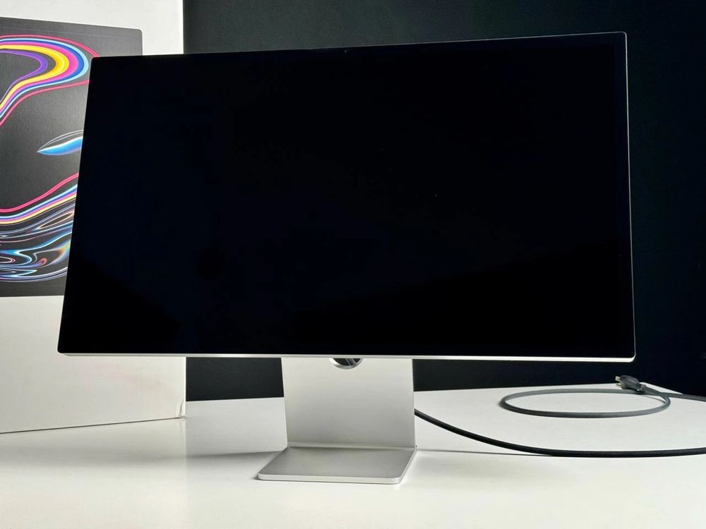 Apple Studio Display