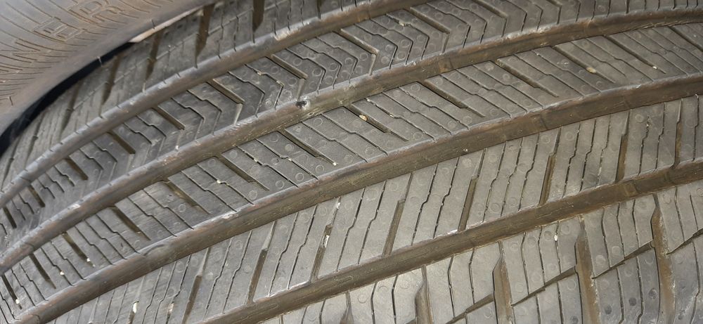 Opony wielosezonowe R 17/ 205/ 55 vredestein quatrac pro ev giugiaro
