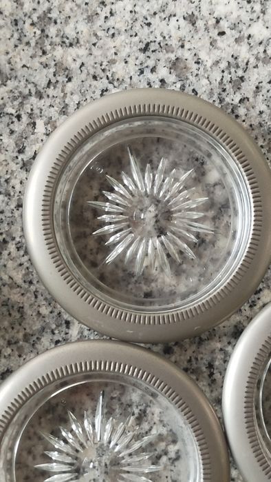 Coaster/base para copos prata e cristal