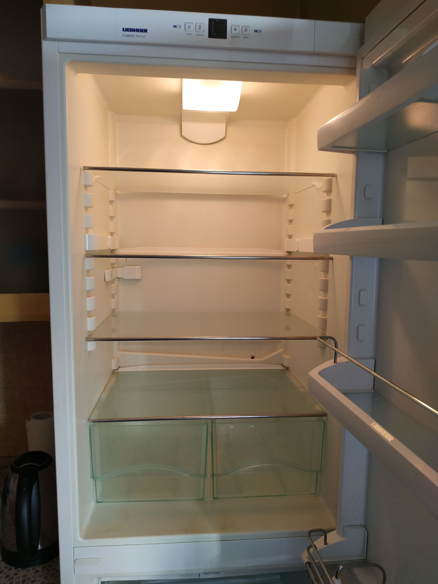 Холодильник  Liebherr CUN3923