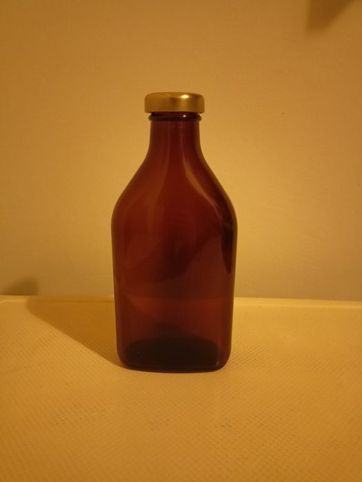 Butelka płaska brązowa 500 ml 0,5 wazon flakon ciemna