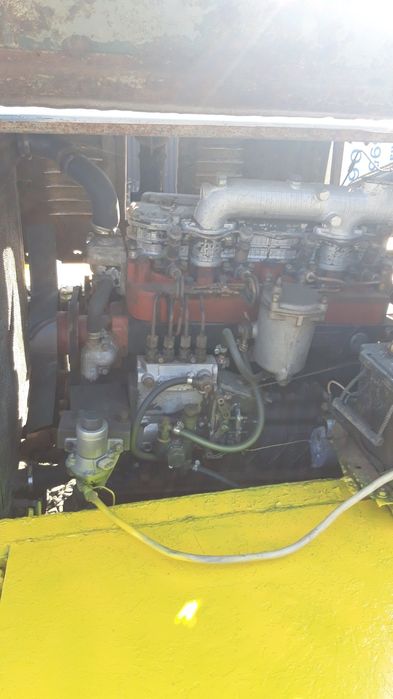 Продам  Львівський  навантажувач 5т (Львівський  навантажувач)