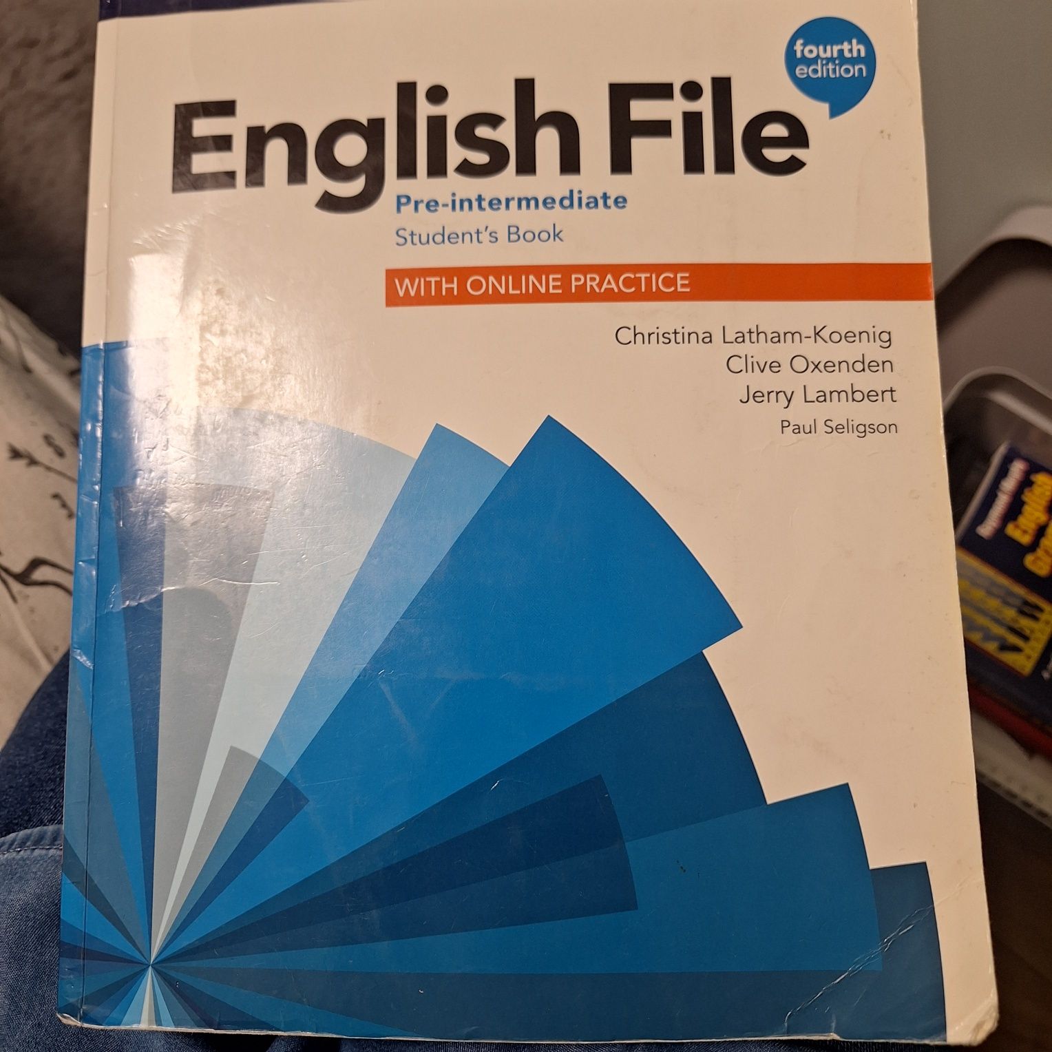 English file fourth edition pre-intermediate student's book

Tylko poz