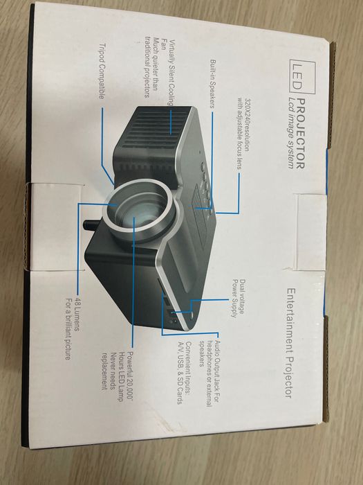 Projetor LED pequeno