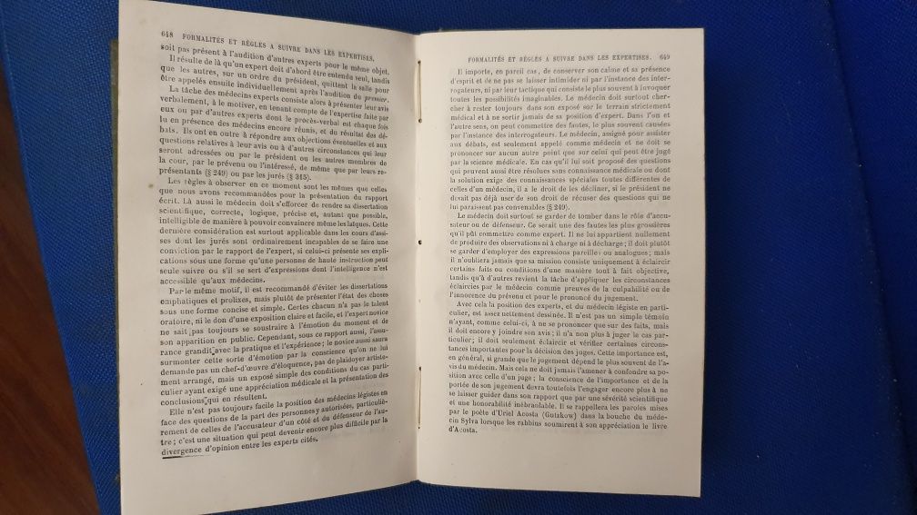RARO Livro em francês de 1881, NOUVEAUX Éléments de Médecine Légale