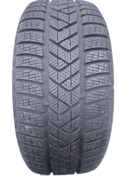 Pirelli Winter Sottozero 3 225/40 R18 92H 2023 7-7.5mm