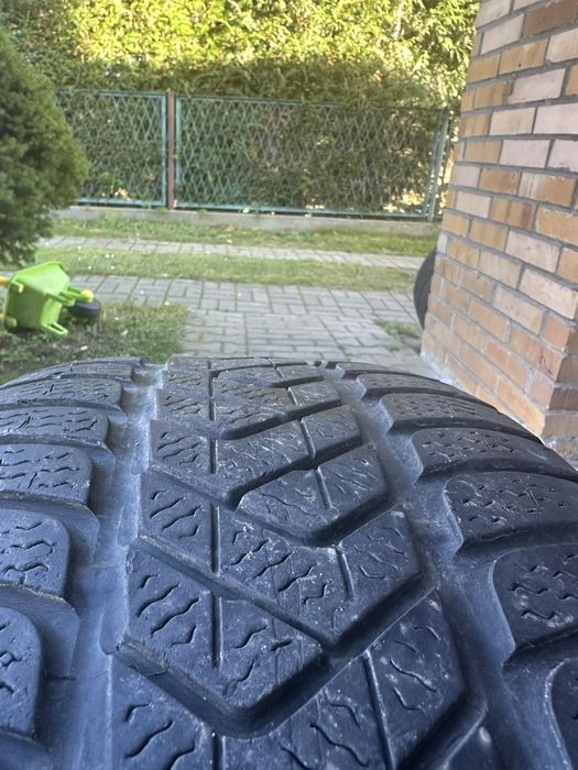 opona pirelli sottozero 255/35/19 zima