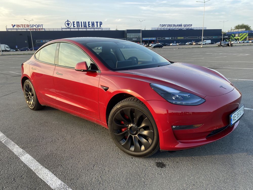 Tesla Model 3 Long Range AWD| FSD| Рестайлинг| 82 кВт| 2021