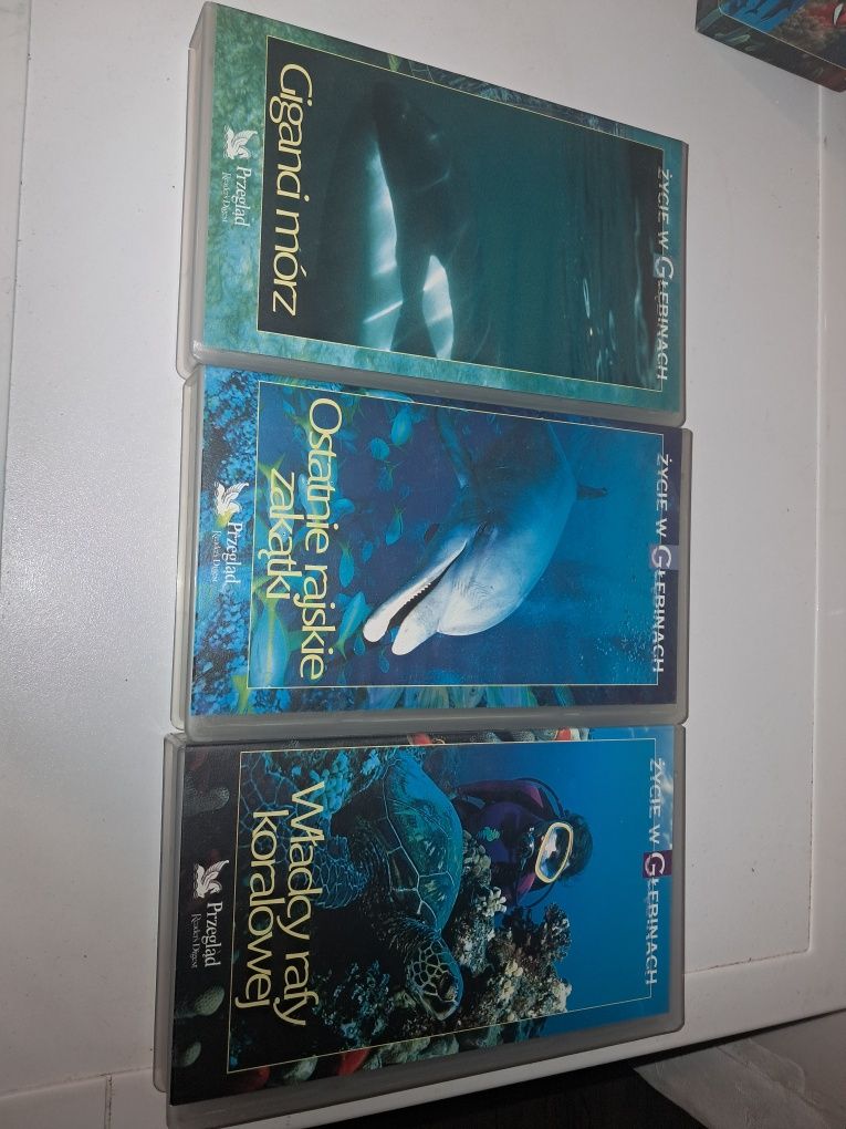 VHS Życie w głebinach 3 szt