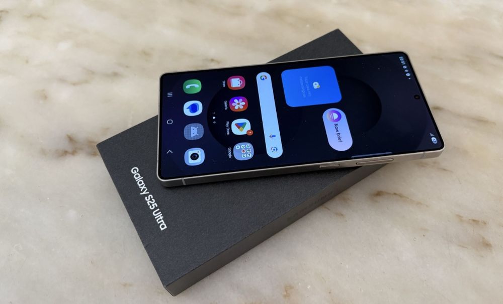 Samsung galaxy s25 ultra de 1TB  troco por iphone 17 pro max