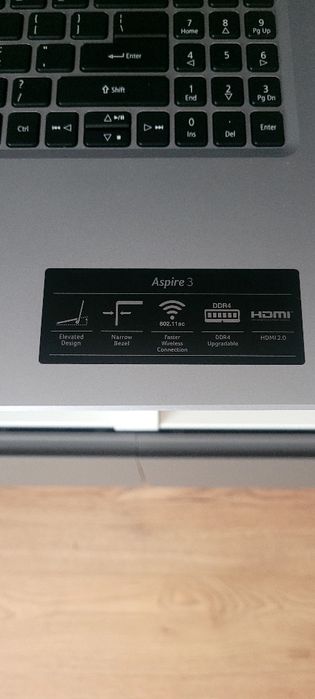 Laptop Aspire 3 stan idealny