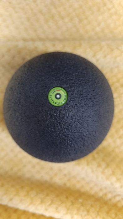 Piłeczka do masażu | Piłka do rolowania Blackroll Ball 12 cm jak nowa!