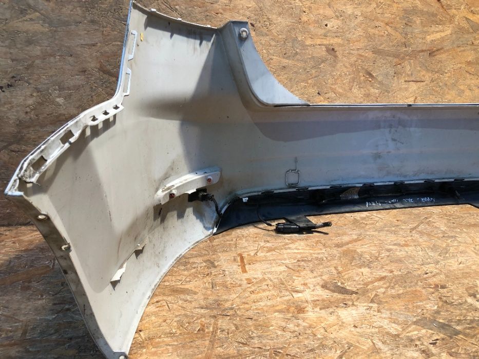 Zderzak tylny Ford Mondeo MK4 Lift Hatchback 4xPDC Kolor F6