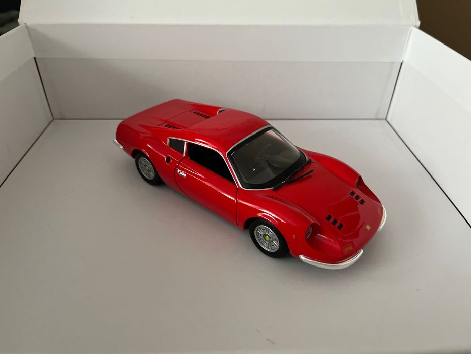 1:24 ferrari dino bburago