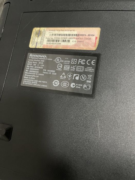 Lenovo z 580 i3 238 gb