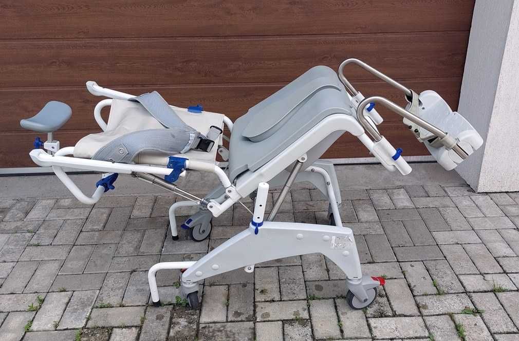 Wózek toaletowo-prysznicowy Aquatec model Ocean Dual VIP