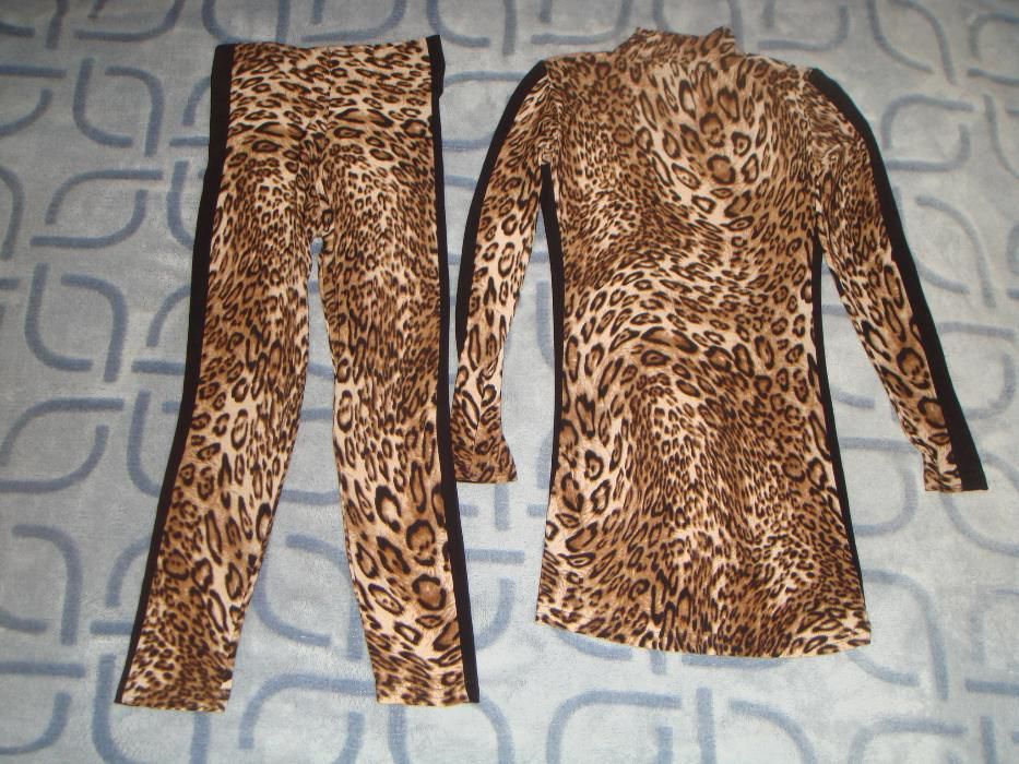 Костюм тренировочный для бальных танцев.