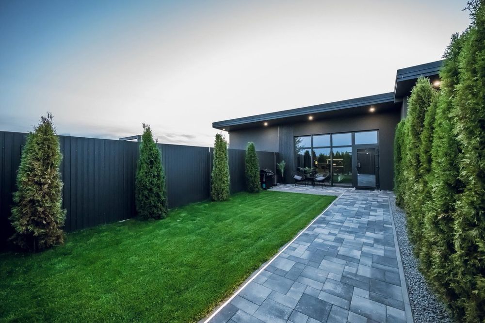 Подобова оренда будинку, басейн, чан, джакузі.