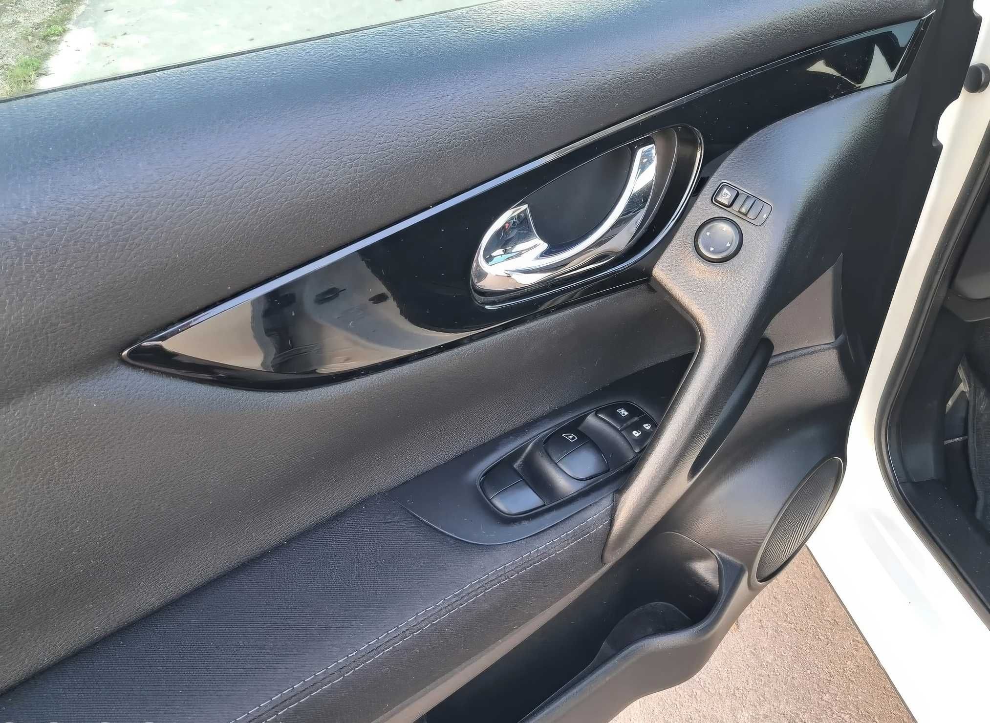 Nissan Qashqai DCi N-Connecta 2014