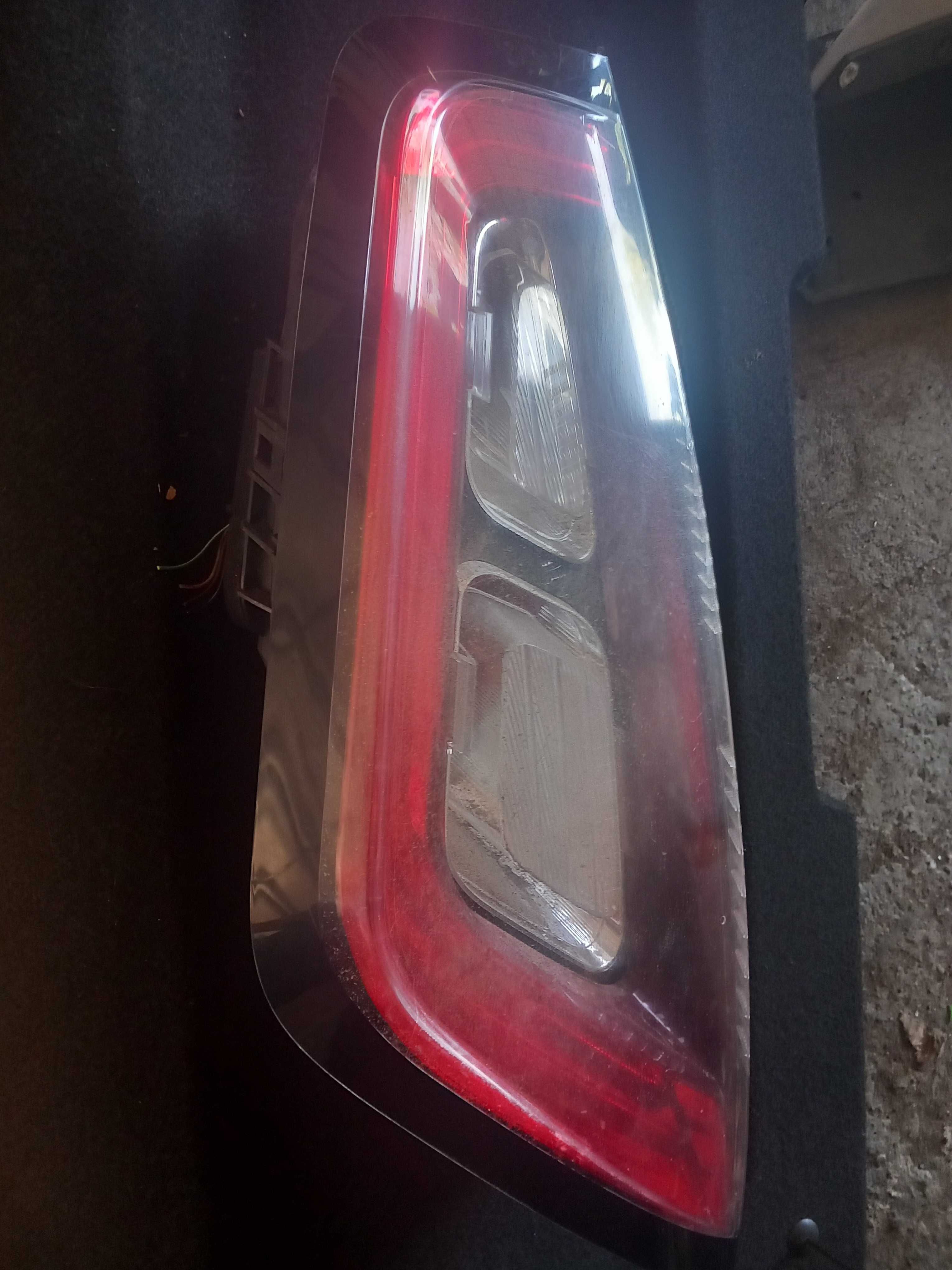 Lampa prawa tył Tylna Fiat Grande Punto Evo Led