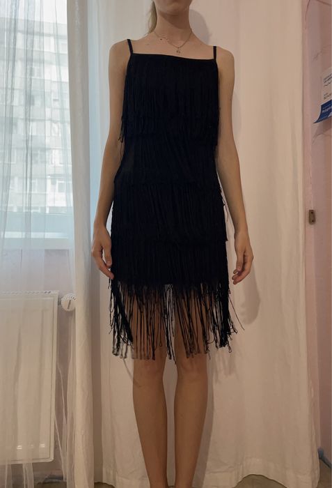 Плаття з бахрамою для латини