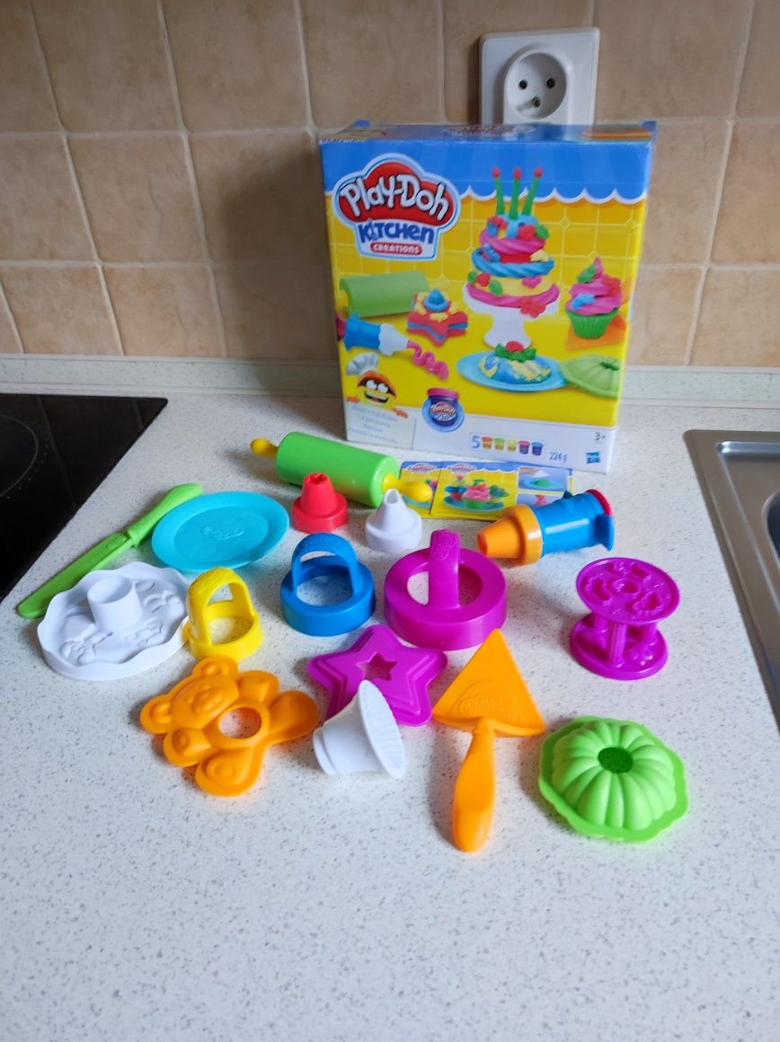 Zestaw play-doh kitchen