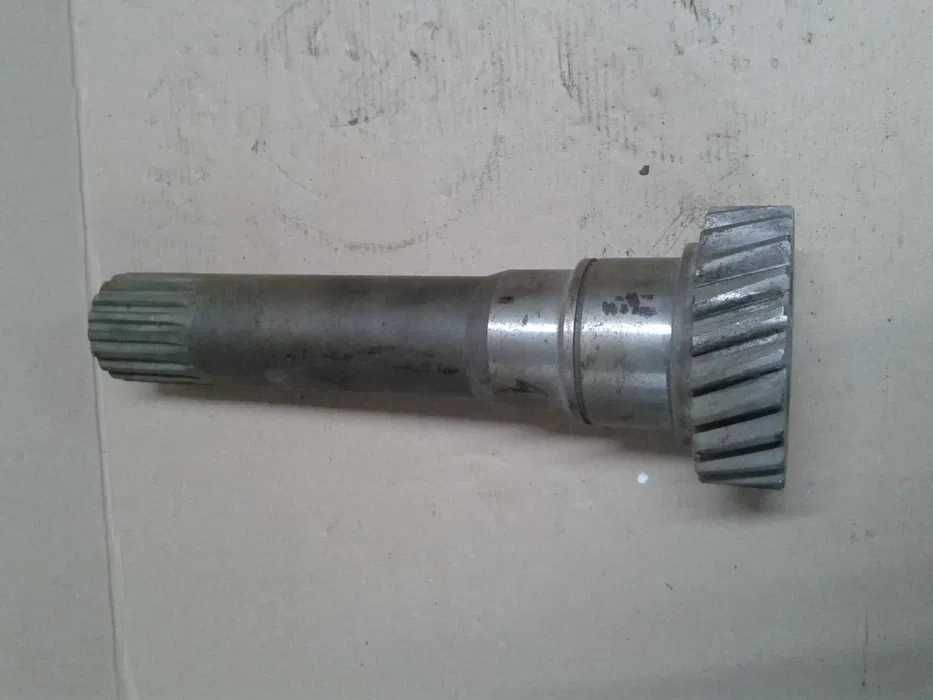 Wałek URSUS C-385 Nowy Import Czechy #