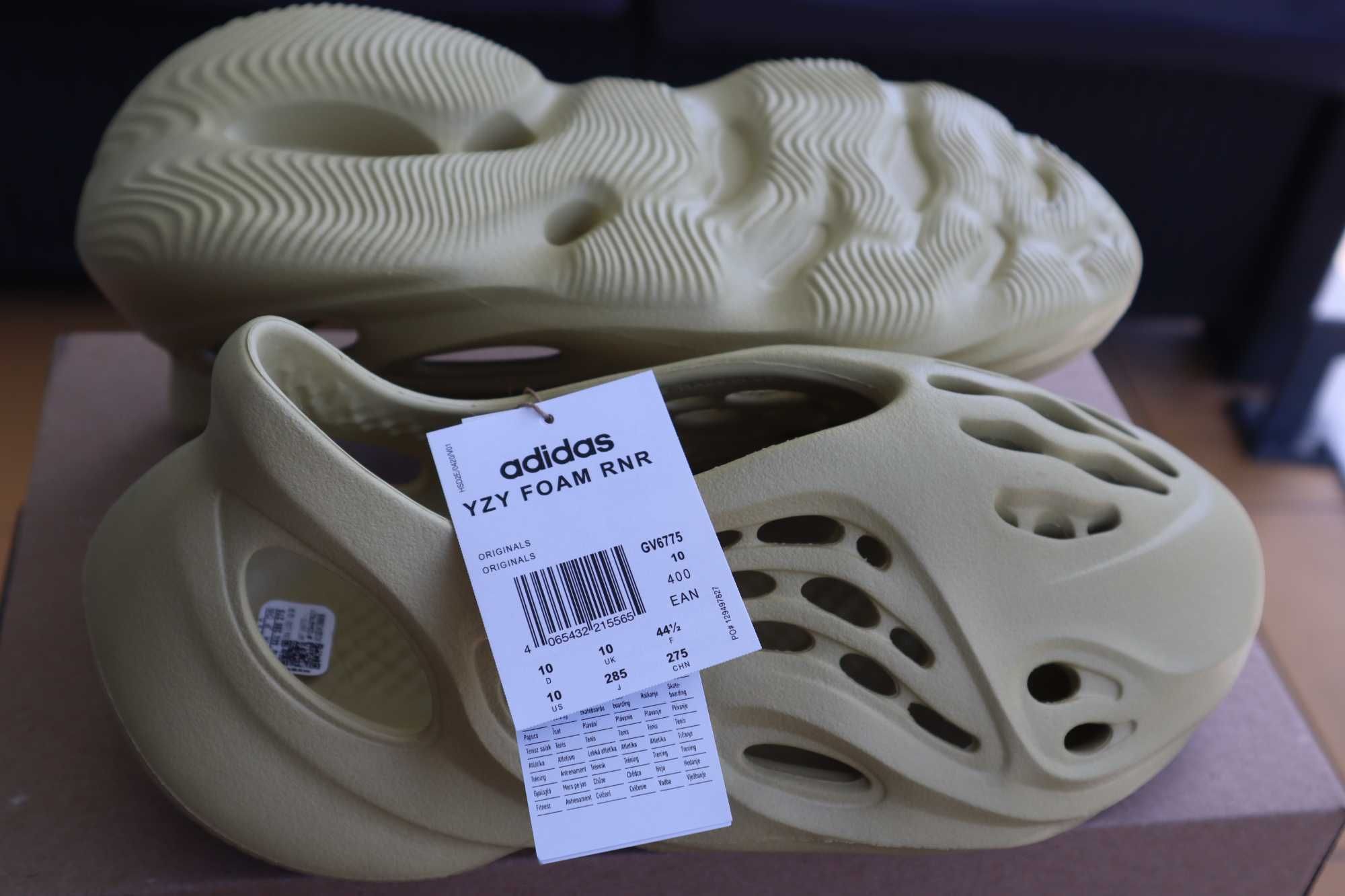 Yeezy Foam Sulfur tamanho EUR 44.5