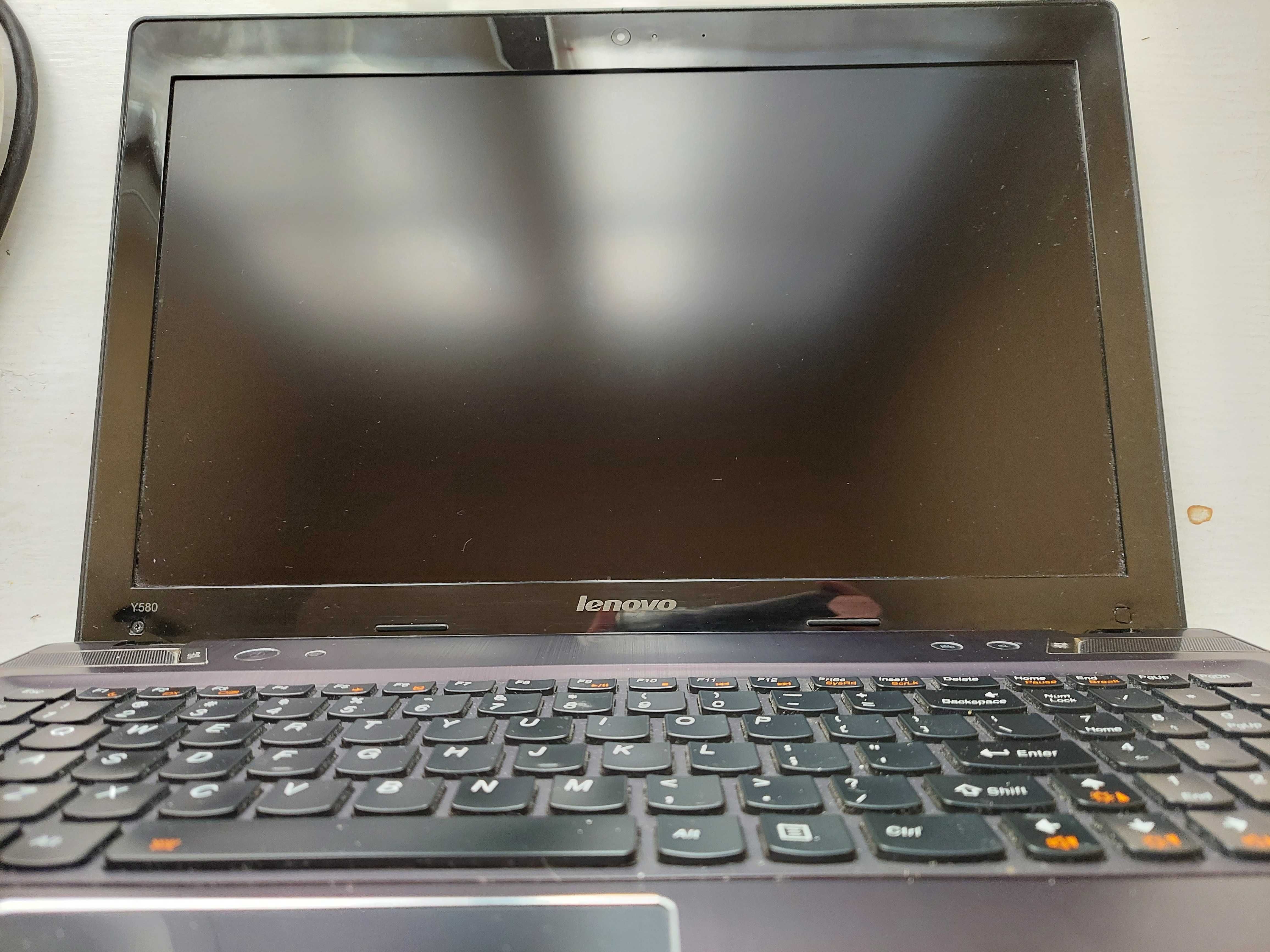 Laptop Lenovo Y 580