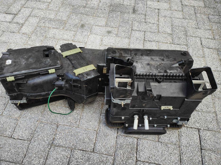 Caixa de ar condicionado Mercedes w202