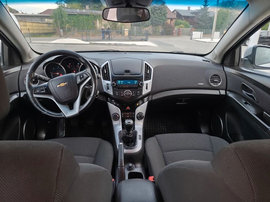 Chevrolet Cruze Chevrolet Cruz