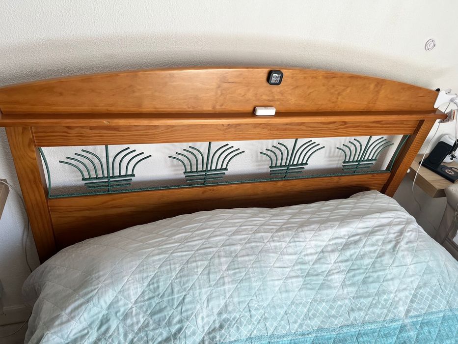 Cama de casal com colchao