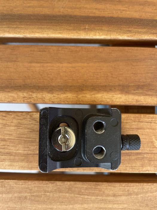 Sony Alpha SWIVI pára-sol sun hood. Ideal para fotografias de surf e exterior