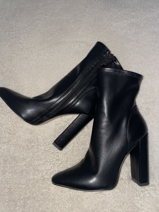 Ботильйони / черевички бренду teetspace