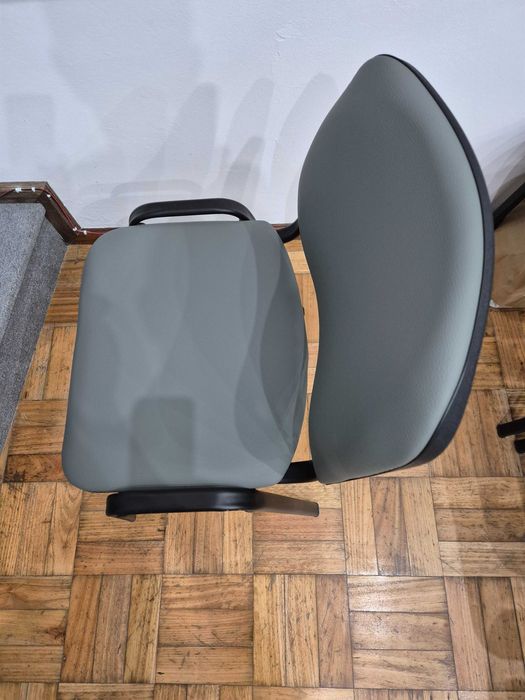 Vendo Cadeiras Novas (sem uso)