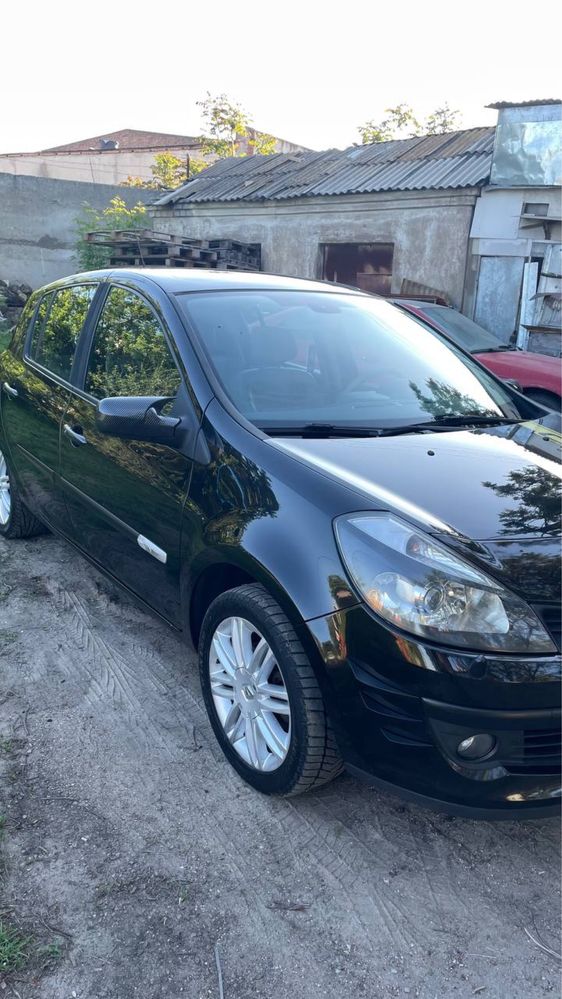 Renault Clio 3 1.6 бен.