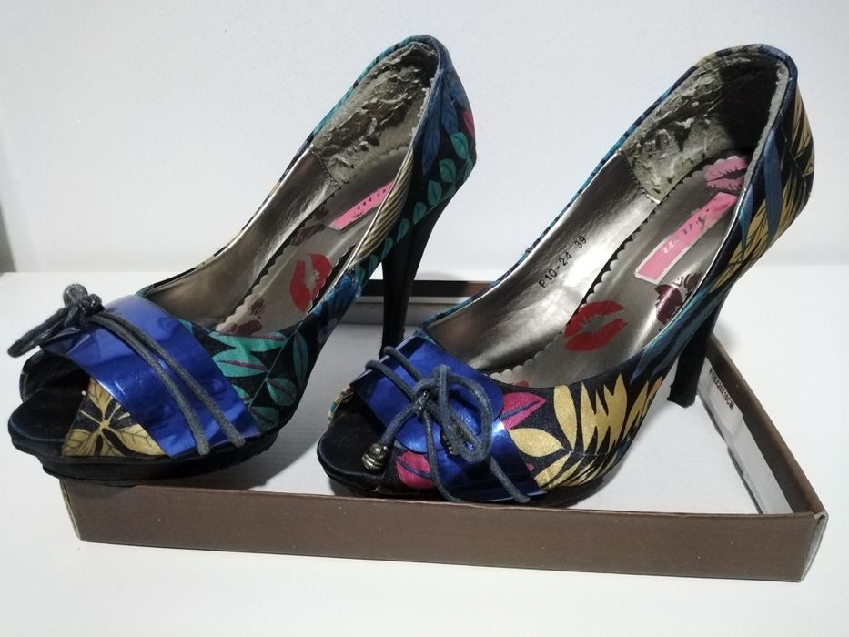 vário calçado como novo 39/40