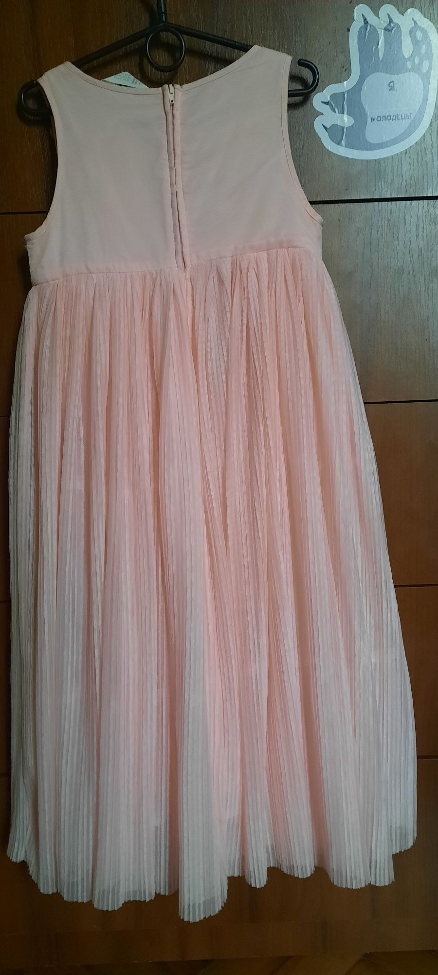 Сукня плаття 134 нарядне і рожеве 140 р