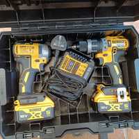 Шуруповерт Dewalt dcd796